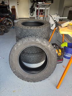 Nitto Recon Grappler A/T 35/12.50/20