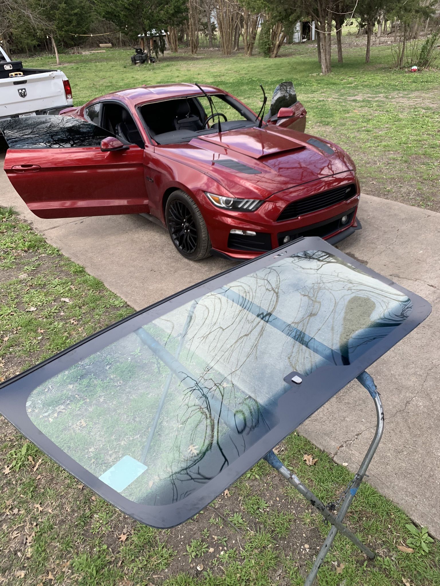 All Glass For Cars And Trucks