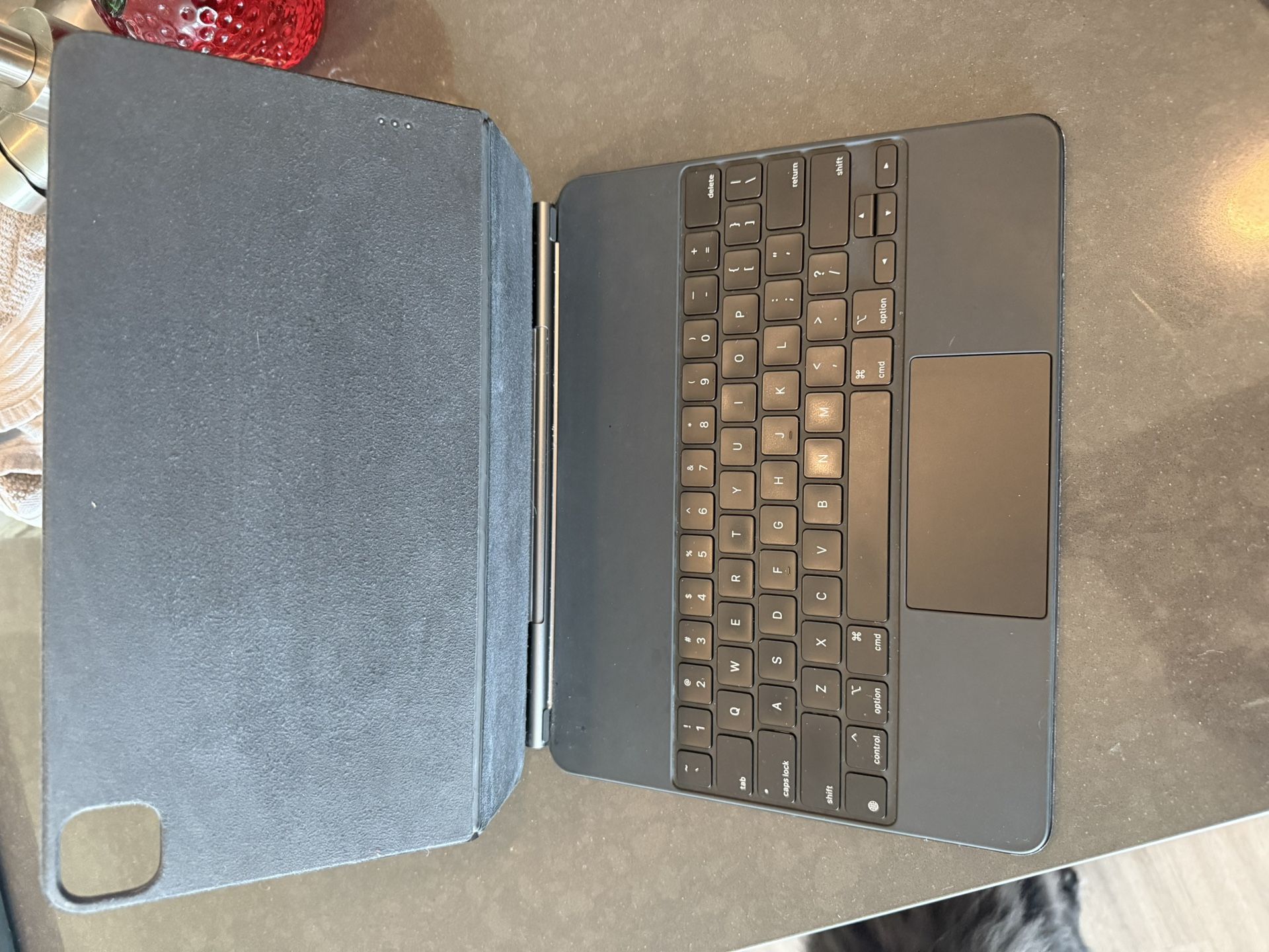 Apple Magic Keyboard For iPad Pro