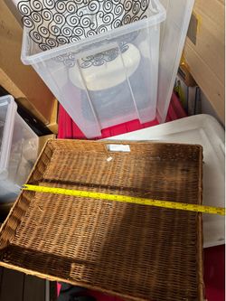 2 pcs. wicker tray