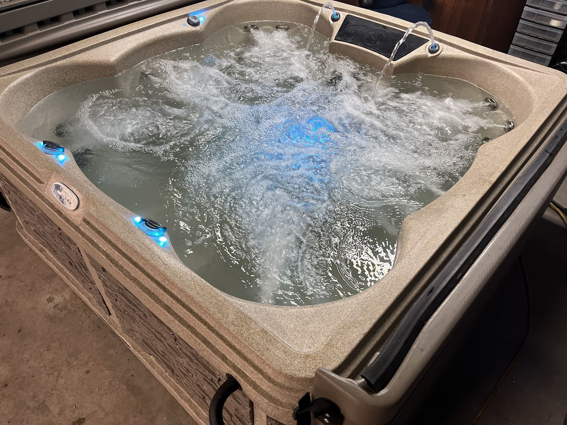 #1 Rated Strong Spa, 110 Volt, Waterfall, Lifetime Cover