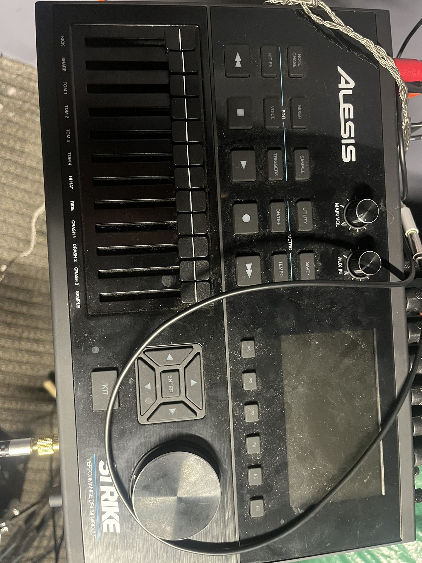 Alesis Strike Pro SE AND Yamaha Model 600S PA System for Sale in Fontana, CA OfferUp