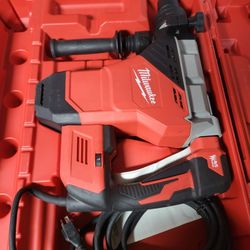 MILWAUKEE CORDED  SDS MAX DEMOLITION COMBINATION NEW 