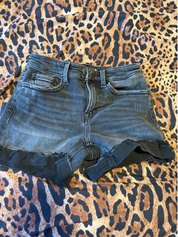 Shorts size 3