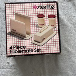 Vintage Sterilite 4 Piece Salt & Pepper, Butter Dish And Napkin Holder 