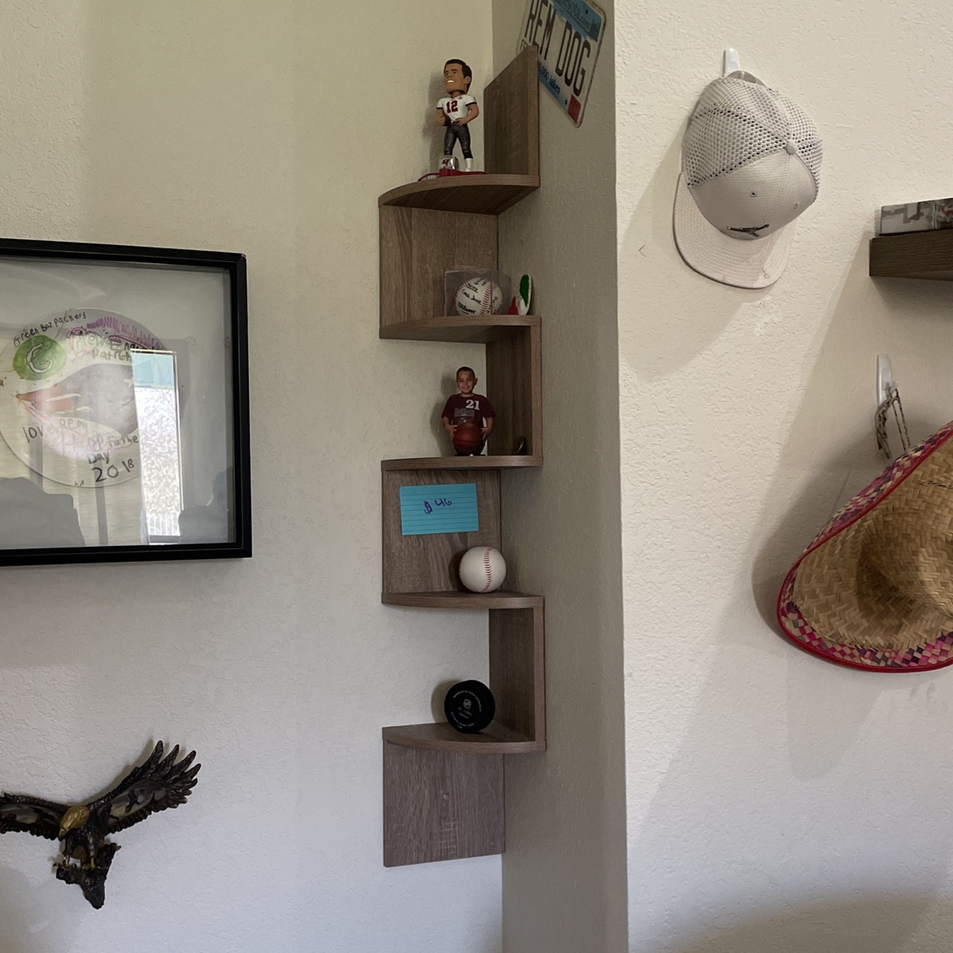 corner shelf