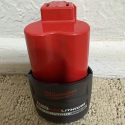 MILWAUKEE M12 HIGH OUTPUT 2.5 BATTERY