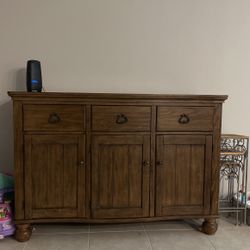 Entry Table/tv Stand 