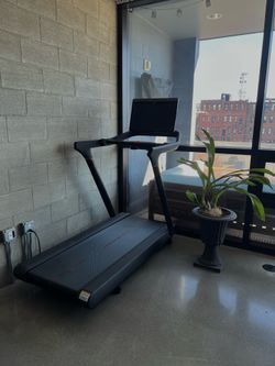 Peloton Tread