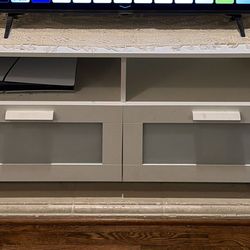 TV Stand / TV Cabinet – Excellent Condition – Moving Sale