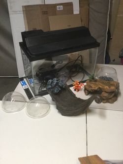 Fish tank aquarium with everything but fish