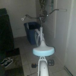 Beautiful Woman Beach Cruiser 