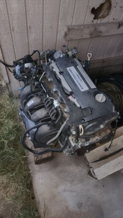 2013-2017 honda accord  engine 2.4L  needs work