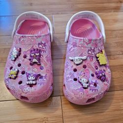 Girls Hello Kitty Crocs