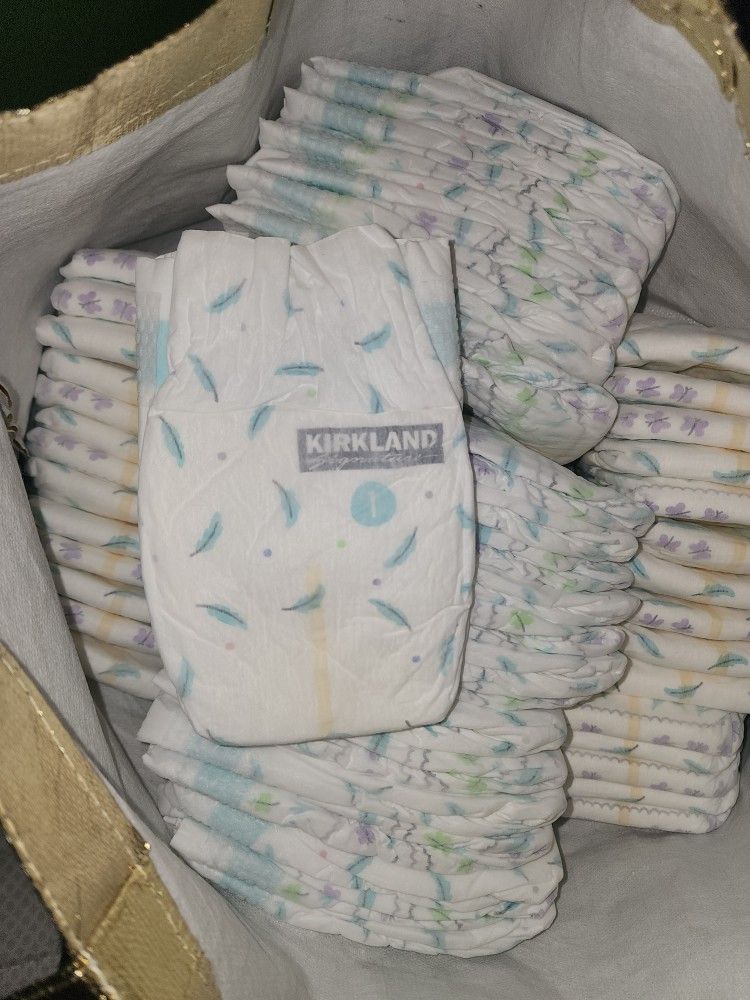 Kirkland (Costco) Diapers Size 1