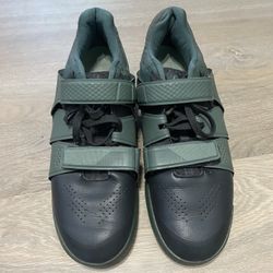 Reebok Squat Shoes size 11