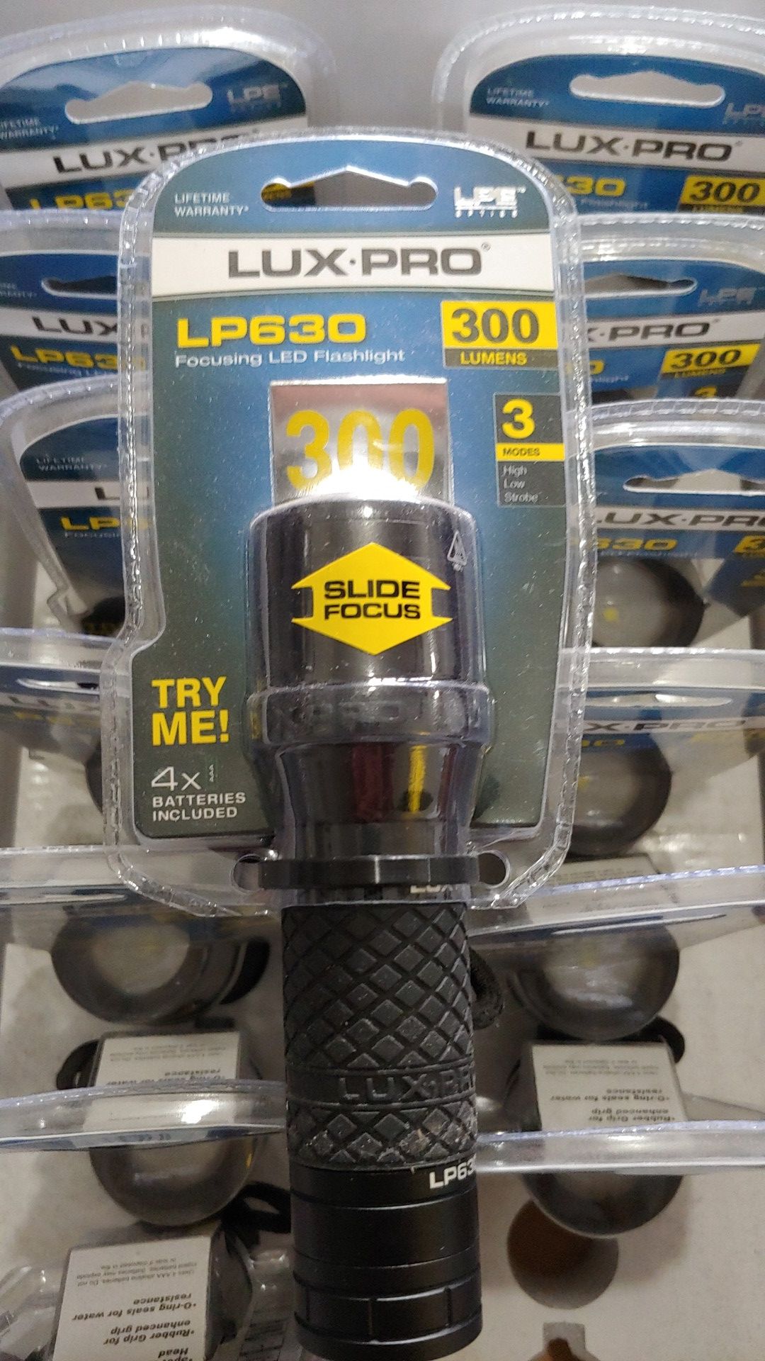 Lux Pro lp630 flashlight 300 lumens