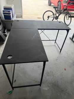 L desk