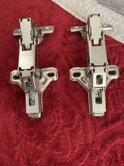 Kitchen Cabinet and Lazy Susan Hinges