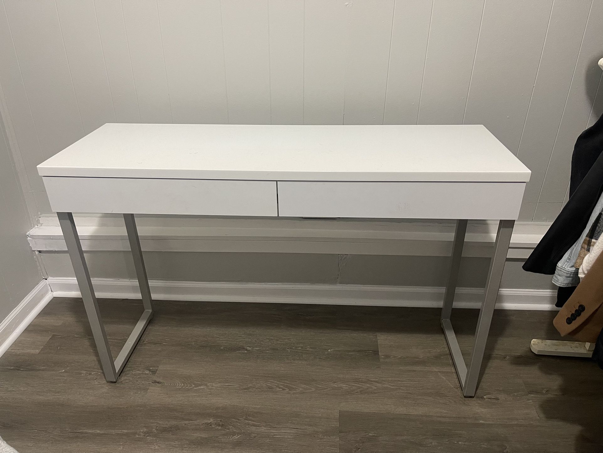 Desk/Vanity table 
