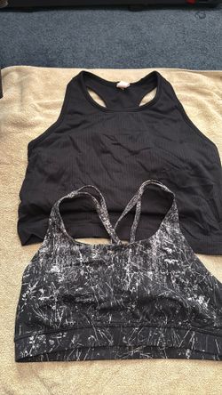 Sports bra