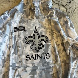 Saints Salute Hoodie Size Medium 