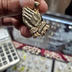 10k Gold Charm 