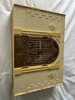 Rare Bratz World House Folding Mansion