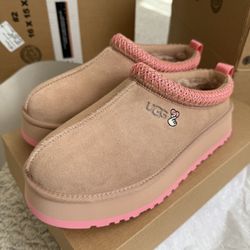 Ugg Valentine's Day Limited Edition Tazz