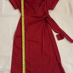 Red Wrap Midi Dress Size L (US 8/10) Short Sleeve Tie Waist