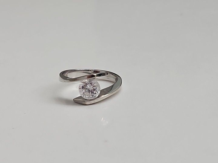 2 1/4 Carat Classic Round Cut Diamond Engagement Ring  14KWhite GoldSigned 14kJU