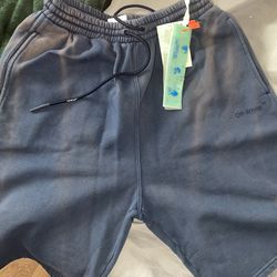 Off-White shorts brand new with tags - Small