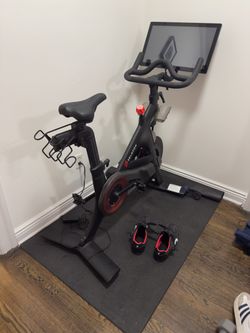 2020 Peloton Bike 3rd Gen Works Well No Damage - New York, NY
