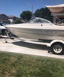 Bayliner 2002 Boat