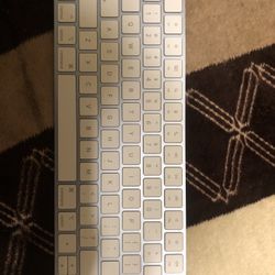 Mac Book Keyboard 