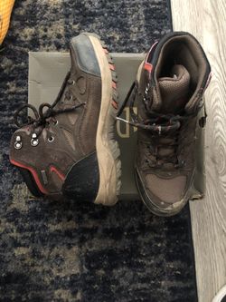 Kids Denali hiking boots