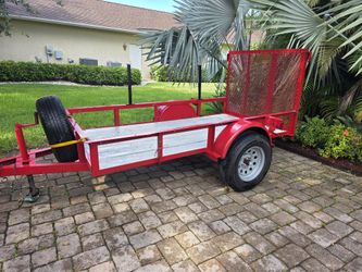 Trailer With Max Size Tire  Approximately 8x4