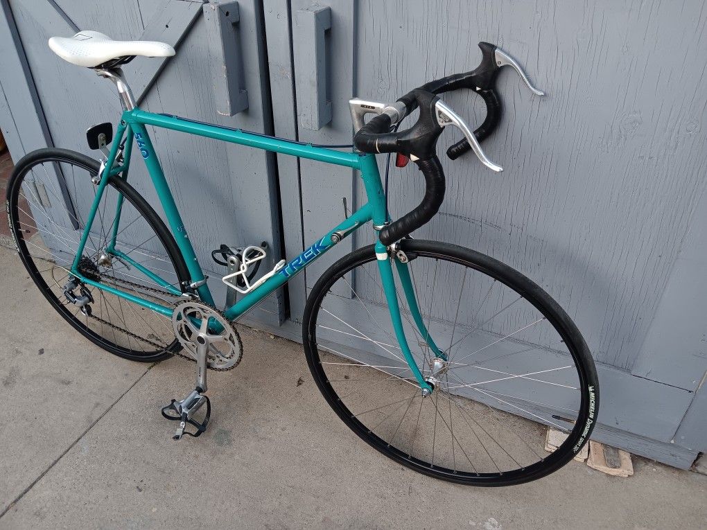 58cm. Road Bike. TREK