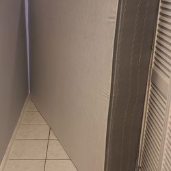 Queen size box spring.