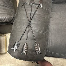 Metal Arrow Wall Decor, Distressed Native American Decor, Wall Hanging Decorative Wall Art for Nursery Gallery Wall, Farmhouse Indoor Outdoor Decorati