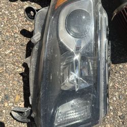 NEW 2015 Jeep Grand Cherokee Headlights