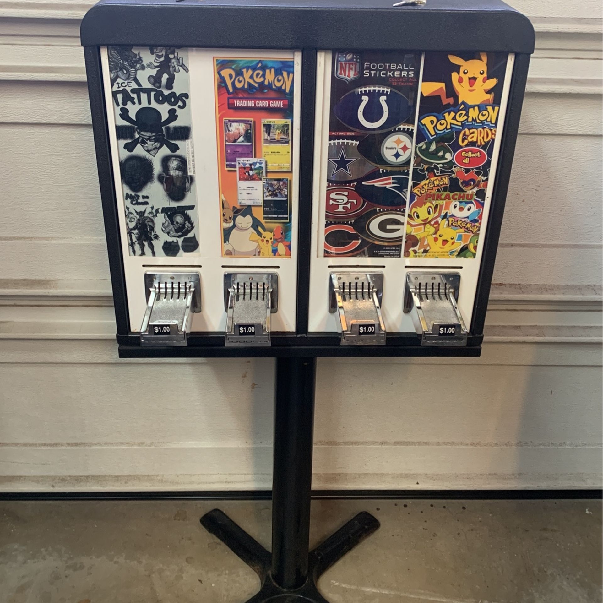 Pokemon Cards Tattoo Sticker Vending Machine With Lock And Key 