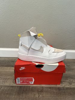 Nike Vandalised LX, Women’s Size 8.5 (used) 