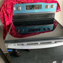 Whirlpool Electric Range
