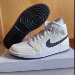 Nike Air Jordan 1 Mid Coconut Milk  Womens Size 11W/9.5 Mens Brand New 