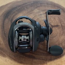 Quantum Nitrous Right Hand Bait Caster Fishing Reel