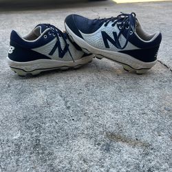 New balance Baseball Cleats 