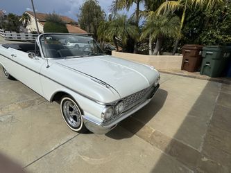 1962 Ford Galaxy Sunliner 500 convertible