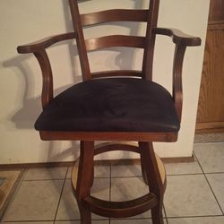 Bar Spinnig Chairs