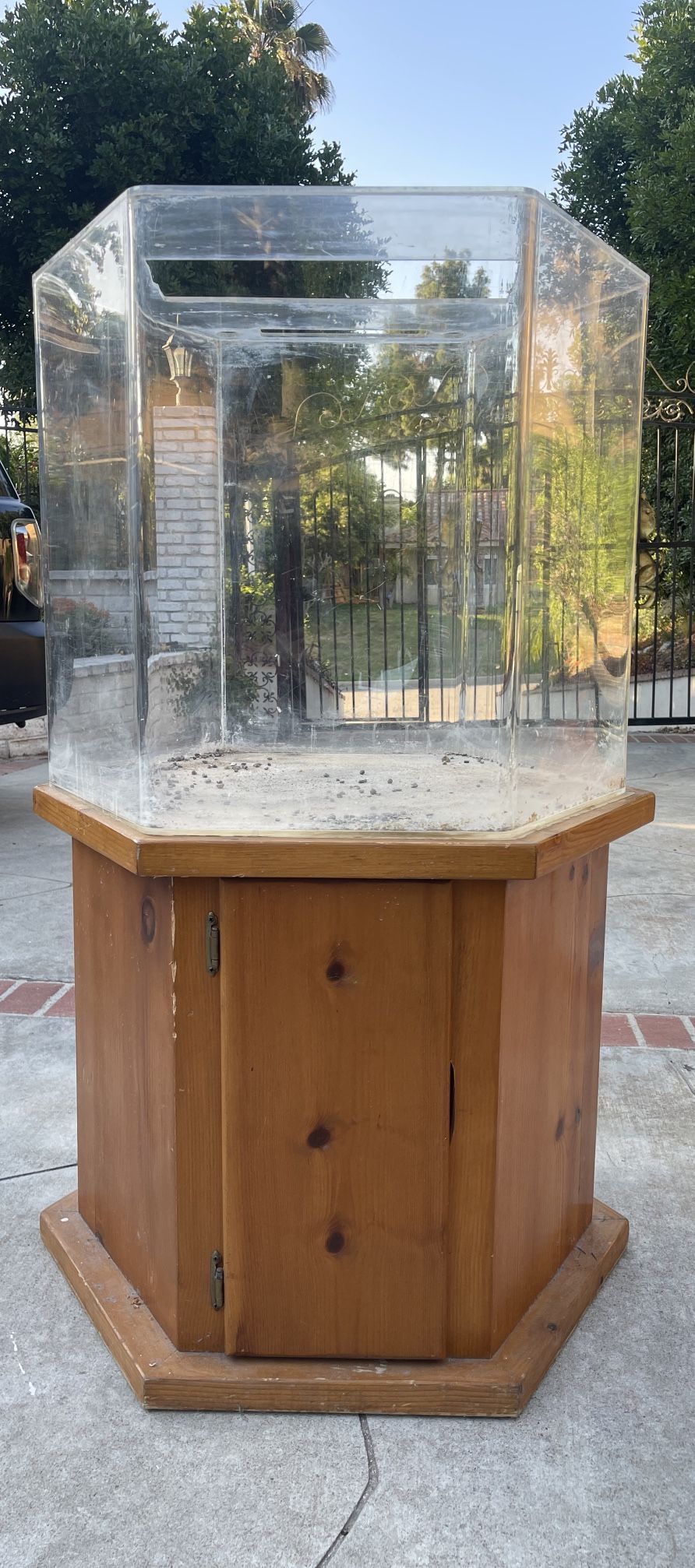 70 Gallon Acrylic Hexagon Aquarium Fish Tank
